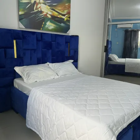 Superior Blooming & Spacious Luxury in the City