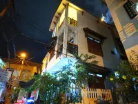 CANARY HOMESTAY Отели рядом с достопримечательностью «Сигнальная Башня»