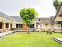 Roemah Kavaleri Powered by Cocotel Hotel di Kecamatan Batununggal