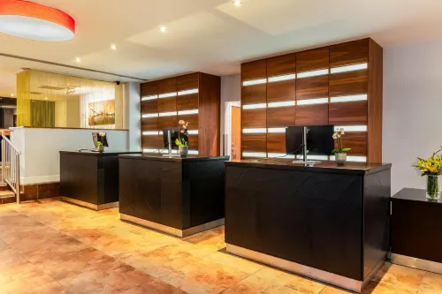 Majestic Hotels Bristol - parking