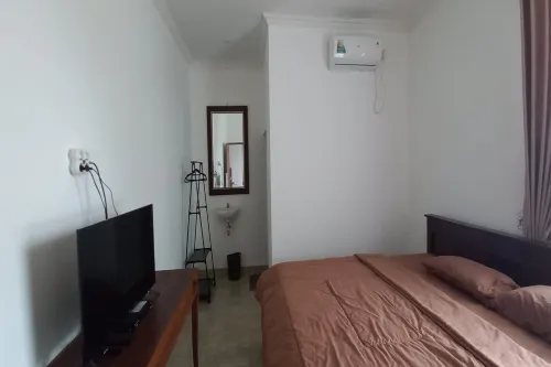 OYO 95108 Nareswari Homestay Syariah - parkir