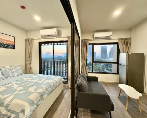 1-minute walk toBTSWutthakat/swimming pool /gym / 300Mbps internet / brand new apartment building โรงแรมใกล้สถานีรถไฟฟ้าวุฒากาศ