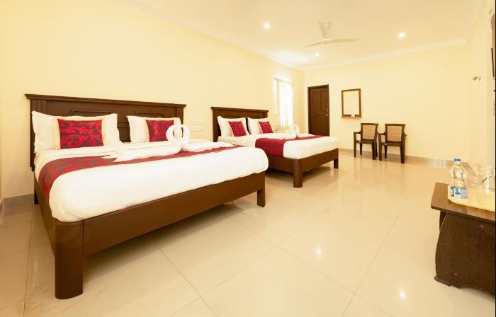 Hotel Strawberry Grand