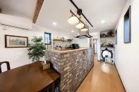 【Antiques Gifu Station East】Entire Villa for up to 10 Guests | 10-Min Walk from JR Gifu Station فنادق في غيفو