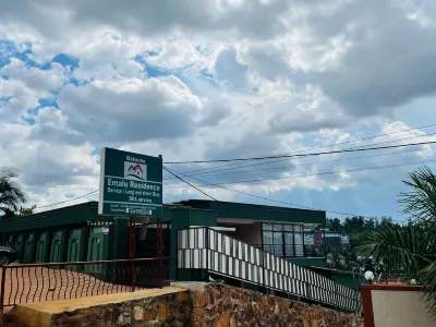 Emalu Residence Hotels in 