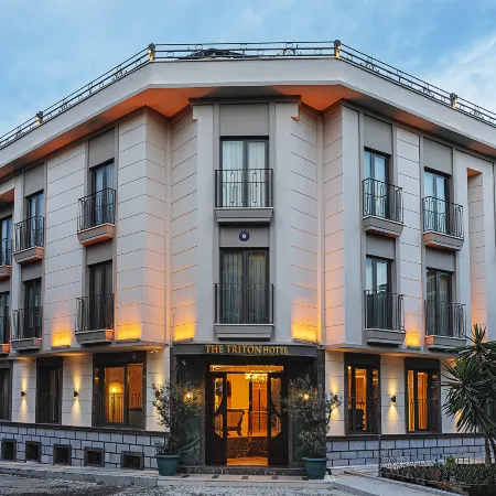 Triton Hotel Отели рядом с достопримечательностью «Святая София»
