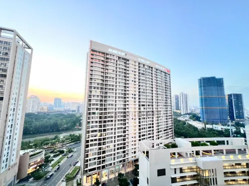 StayX Luxury Apartment near SECC
