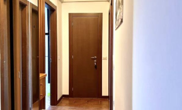 Loquat Tree B&B (stazione MRT Ponale)