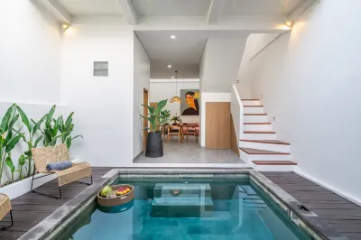Kutesa Villa - Cozy Villa with Dreamy Swim Spot Hotels near Umalas