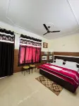 Hotel Paradise Inn