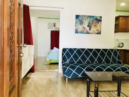 Watering Hole Apartments ( Unit B ) - 레지던스
