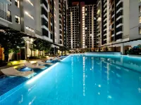 K Avenue Designer Studios by MLH Luxury Suites - Pools