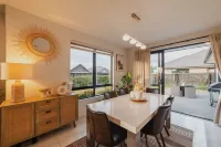 Sunlit Sanctuary with Private Patio in Wigram