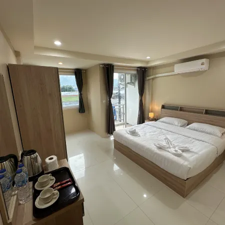 Lexis Residence - Newly Renovated Rooms