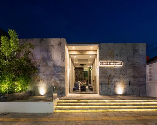 Continuum Hotel Udonthani 우동피타야누쿤 학교 주변 호텔
