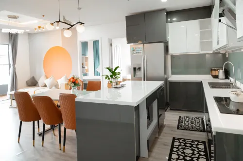 Monarchy 3 bed luxury apartment, pool in Da Nang