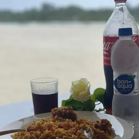 La Isla Tropica