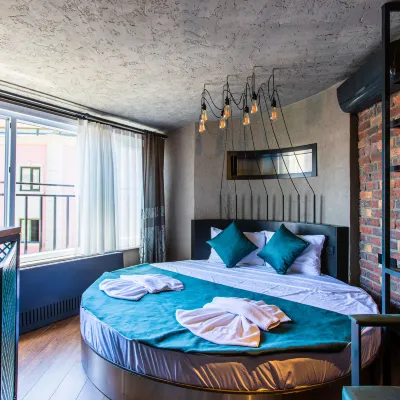 مانشين جوركي Hotels near جامع آيا صوفيا