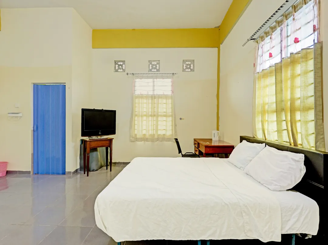 Hotel O Near Rsud Embung Fatimah Formerly Lebron Inn - Batu Aji