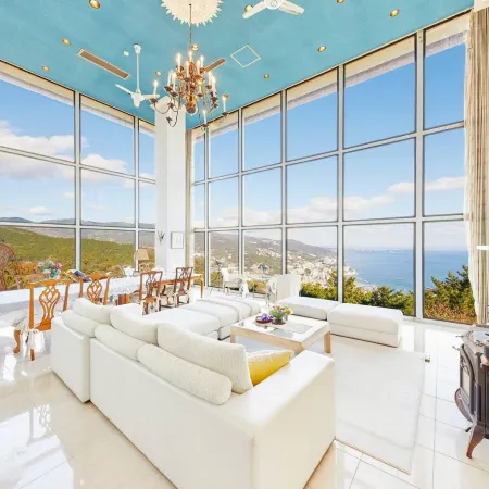 The KIKYŪ | Ocean View Villa with Onsen & Pool
