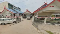 Avicenna Hotel Palangkaraya - parking