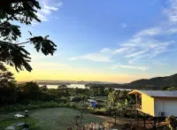 Preaw Thamma-chat Wan Thamma-chat - Mountain View