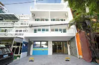 Surf Beach House Hotels in 