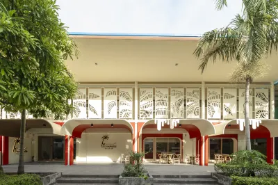 Summer Sea Phi Phi Island Hotels near Ko Phi Phi Lee