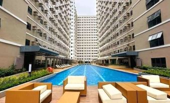 Acellyne Suites at Green 2 Residences with Netflix!