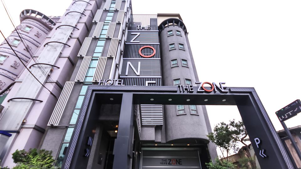thezone motel