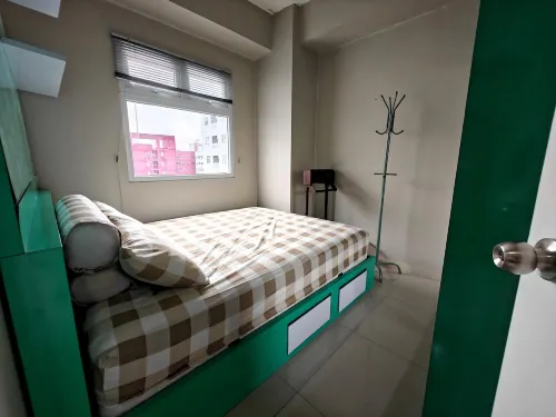 Cozy 2BR Pramuka Apt Tower Penelope Pool&Wi-Fi