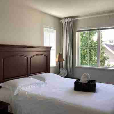 Vancouver Richmond Villa B&B 33 Rooms