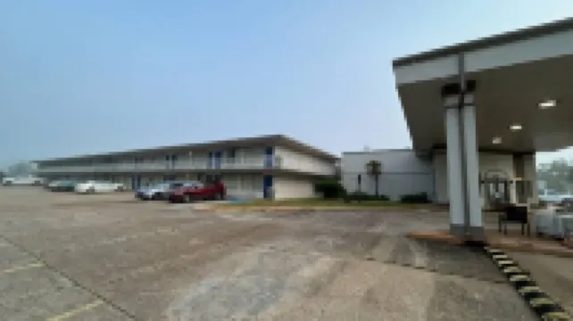 Studio 6 Hammond, LA I12 I55