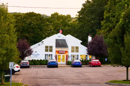 Solano Inn
