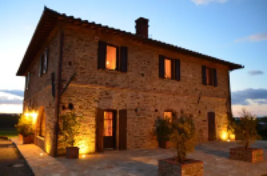 Podere Molinaccio - Luxury Tuscan-style Eco Villa with pool in Valdichiana