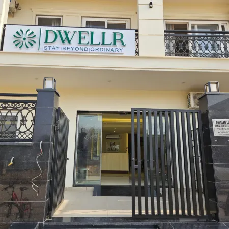 Dwellr Luxury Stays