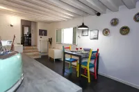 Charming flat at Santa Teresa Old Town