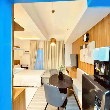 JayRhyn- Amani Condo