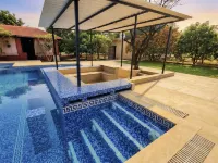 Radsum- Luxury Farmhouse & Resort - 리조트