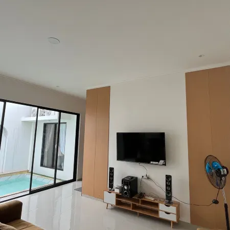 Villa Casa Gloria, 3 BedRooms AC Private Pool Rooftop