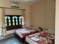 Khamphoumy Guesthouse