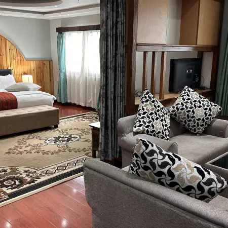 Jambayang Resort