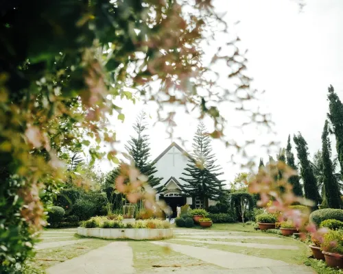 Casa Grande Flora Villas and Resort Hotels in Silang