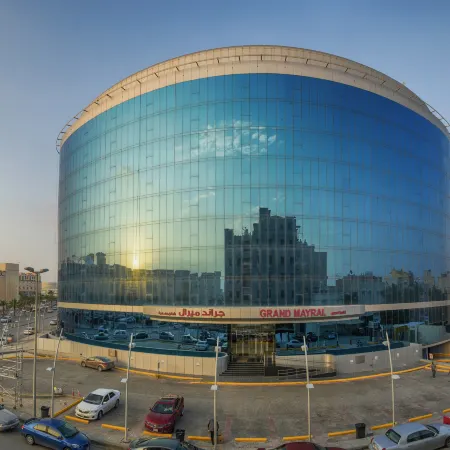 Grand Mayral Hotel