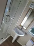 My Spacious Kentish 3-Room Van at Birchington Vale - Homestays