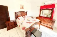 Saymond Apt, central location and Las Terrenas beach - 民宿