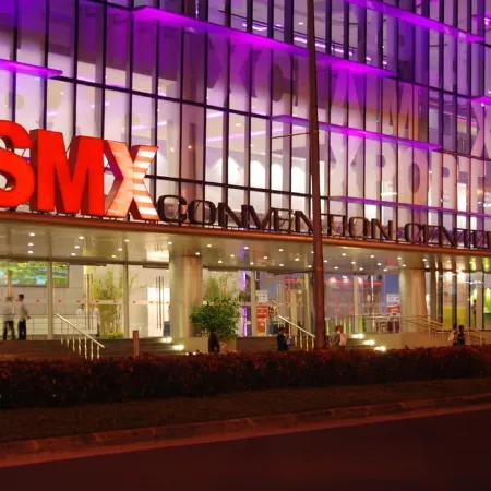 Stay near Mall of Asia, MOA Arena, SMX PICC & NAIA