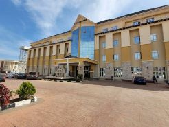 CRISPAN SUITES & EVENT CENTRE