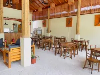 Rattehi Inn at Rakeedhoo - servizio colazione