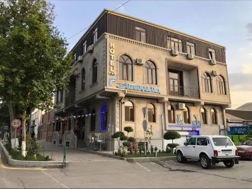Delifin Hotel & Restauraunts & Spa Hotels in Gəncə
